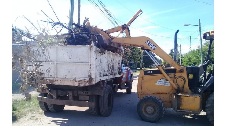Intensifican trabajos de limpieza en Ing. Allan